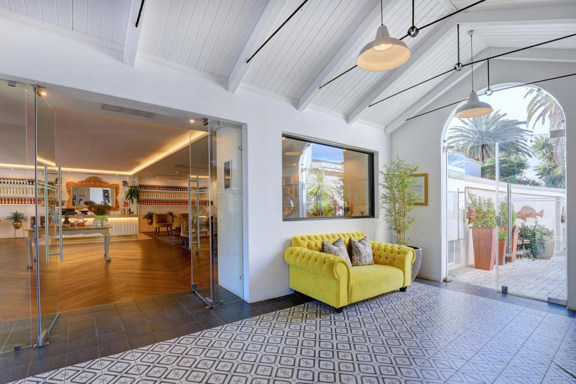 Protea Hotel By Marriott Mossel Bay Exterior foto