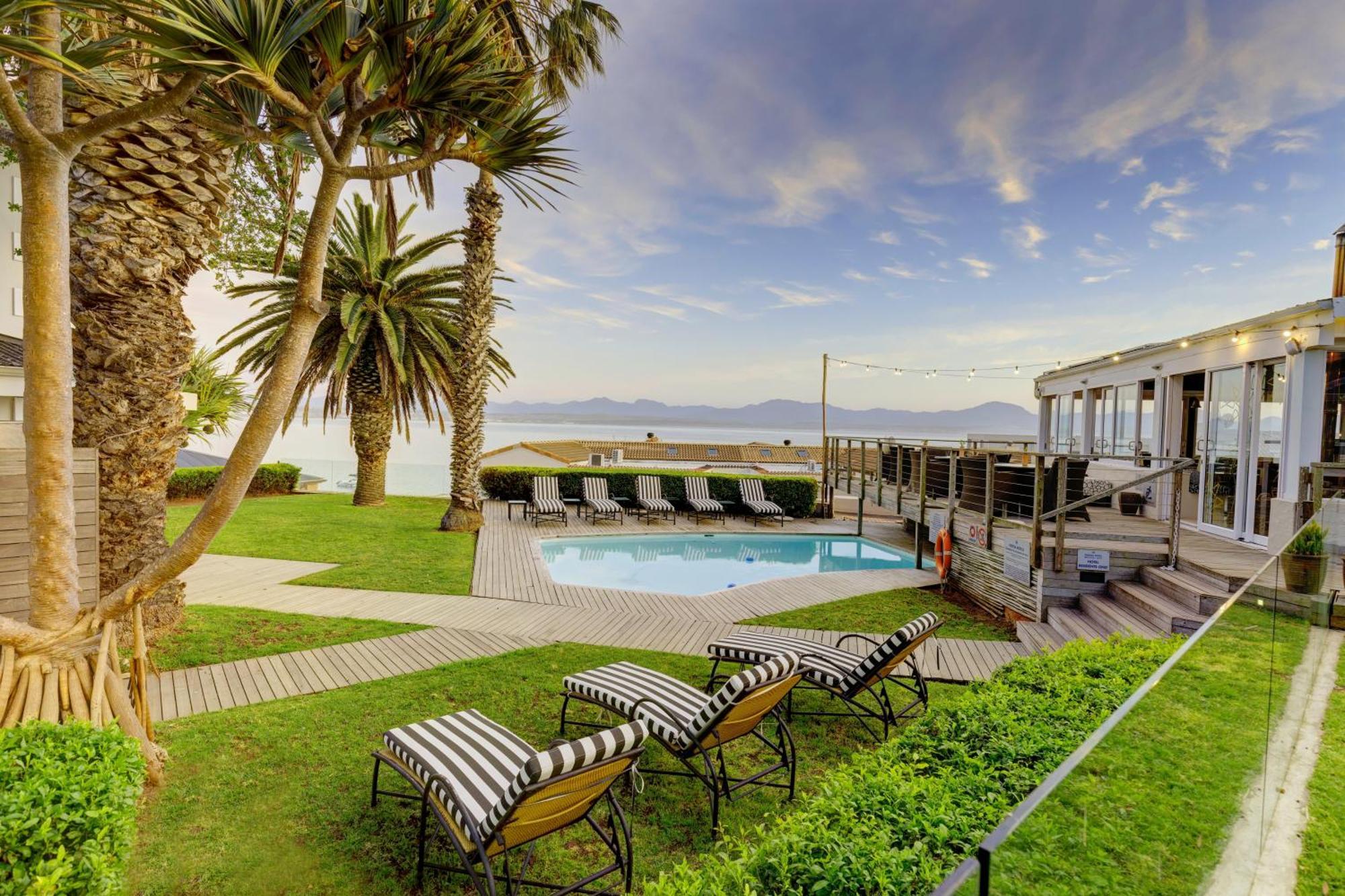 Protea Hotel By Marriott Mossel Bay Exterior foto